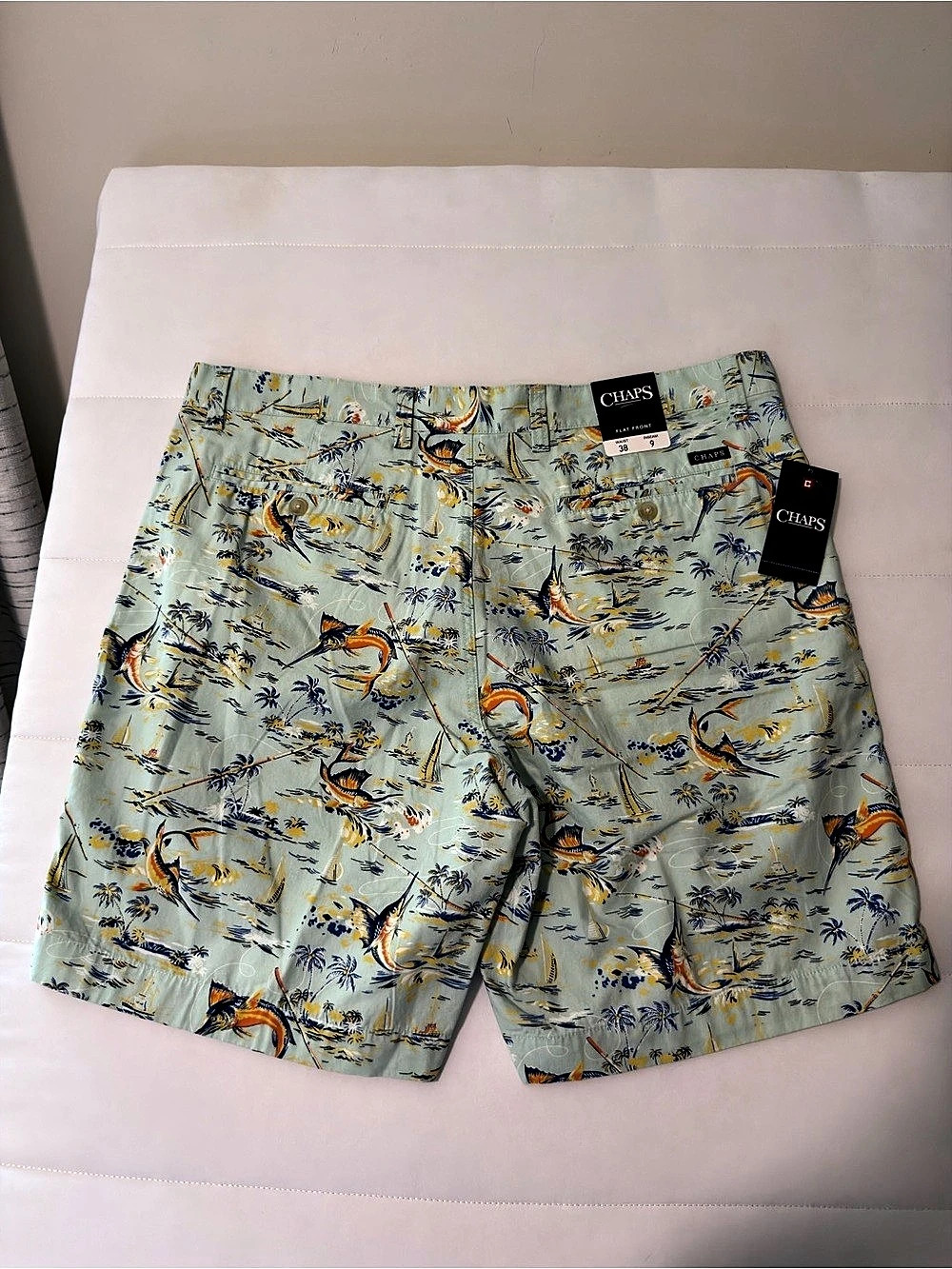 NWT Chaps Flat Front Marlin Fish Print Shorts Green & Blue Waist 38